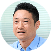 三輪さんの顔写真