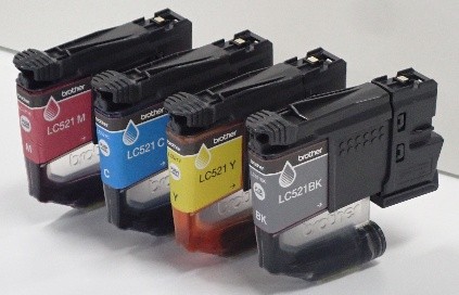 Appearance of ink cartridges manufactured by blow molding