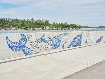 Shichigahama Town, Miyagi Prefecture: "Seawall Marble Art"
