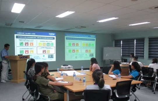 Training session on the CSR Procurement Standards at an overseas facility